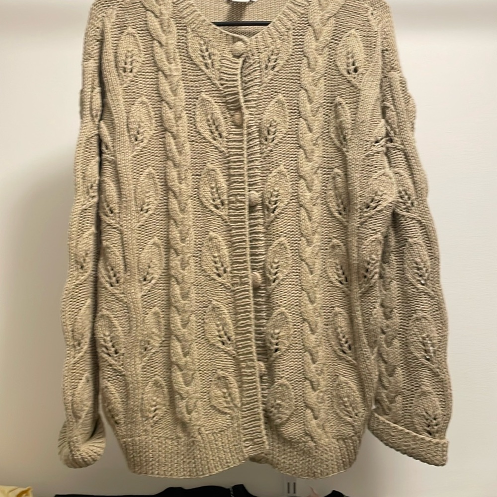 Capeisle knitters cartagan